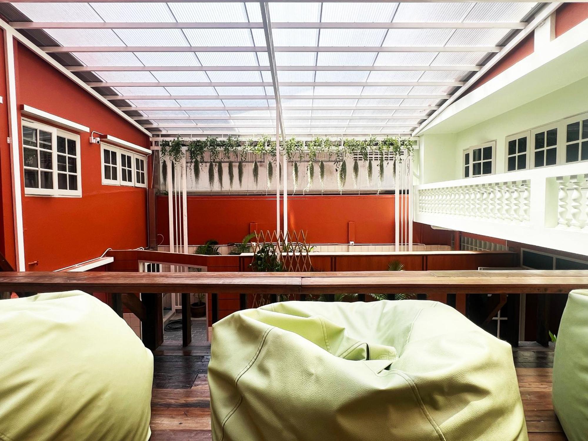Vonden Garden By Merry V Bangkok Extérieur photo