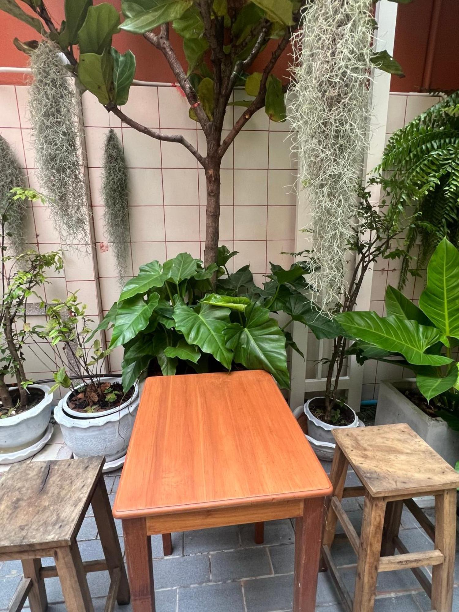 Vonden Garden By Merry V Bangkok Extérieur photo
